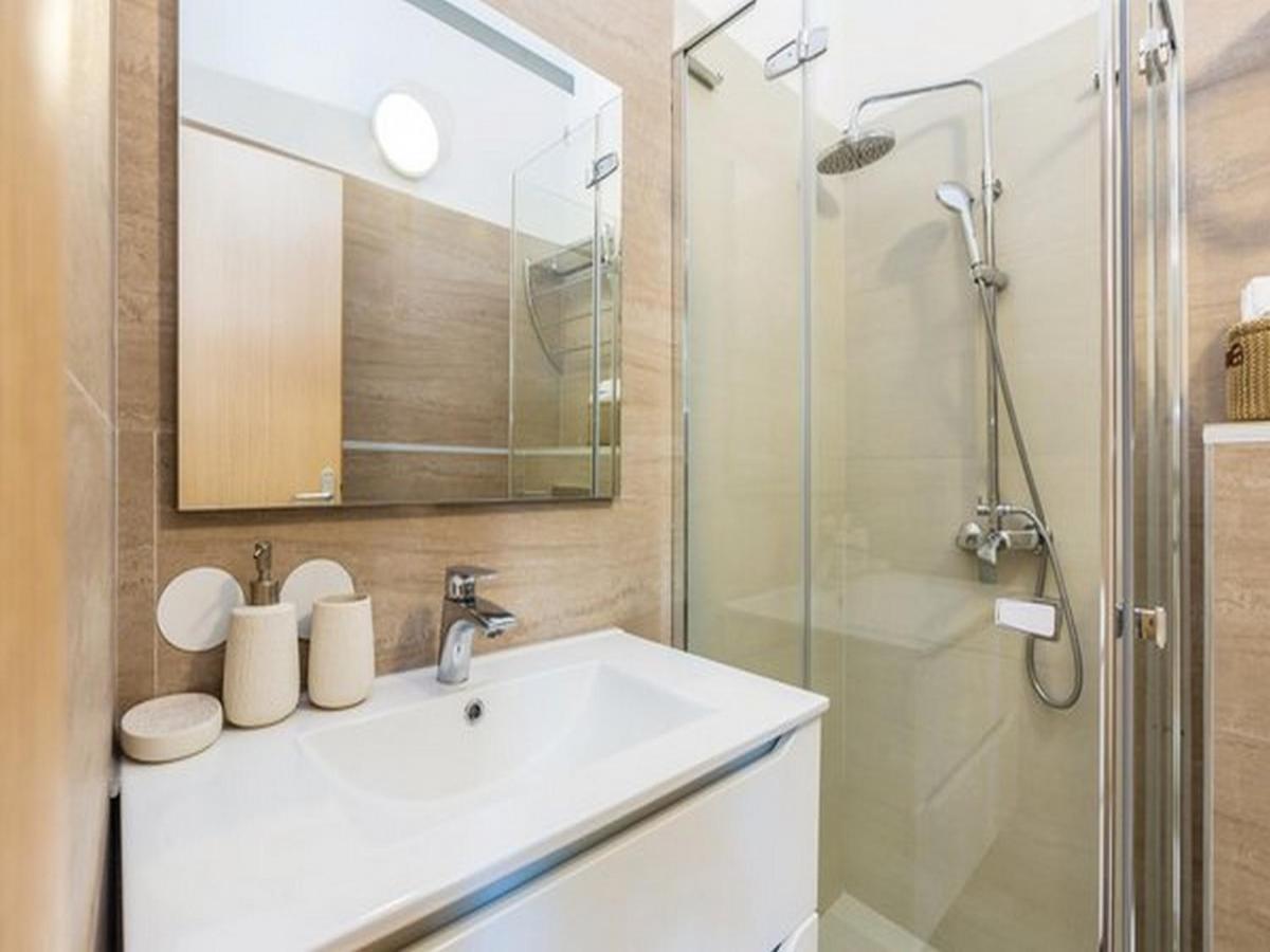 Apartments Villa Kim Ябланац Екстер'єр фото