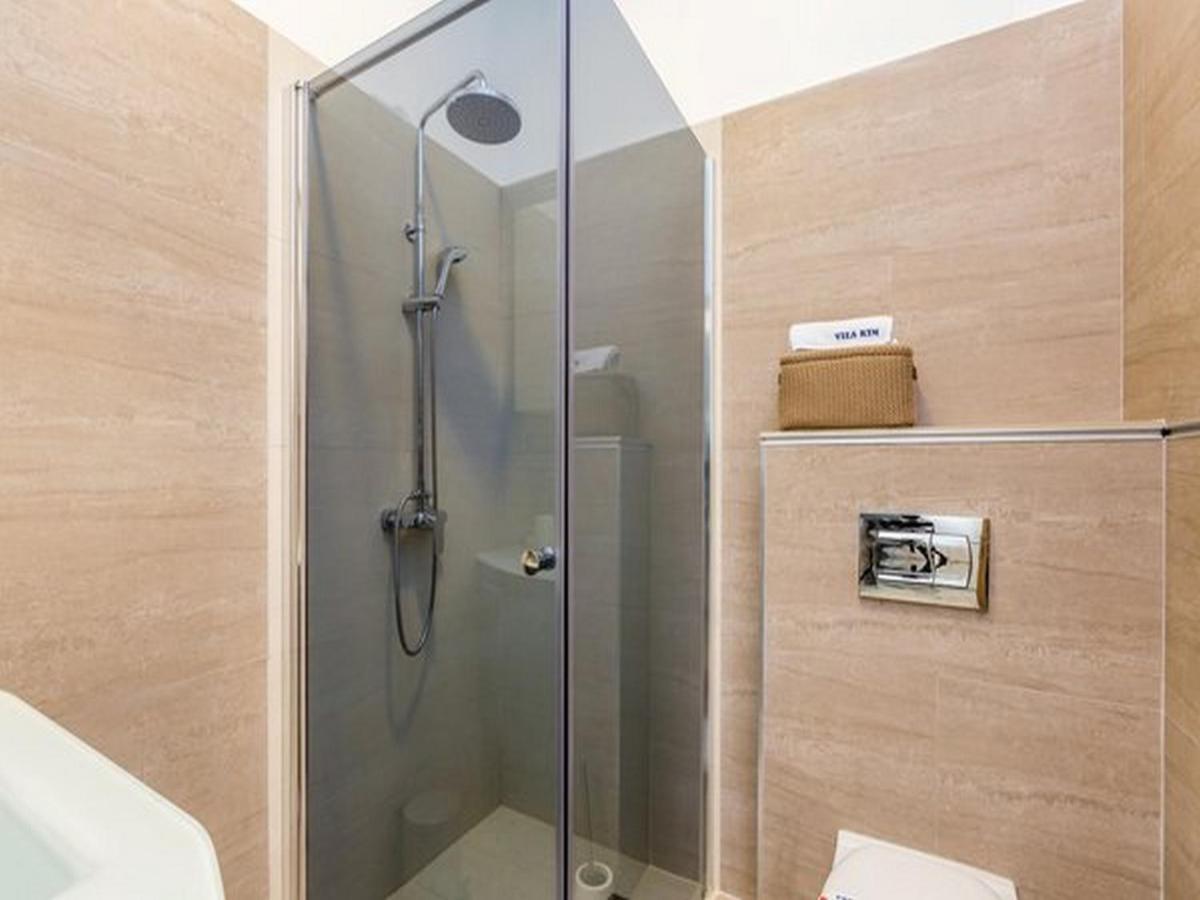 Apartments Villa Kim Ябланац Екстер'єр фото