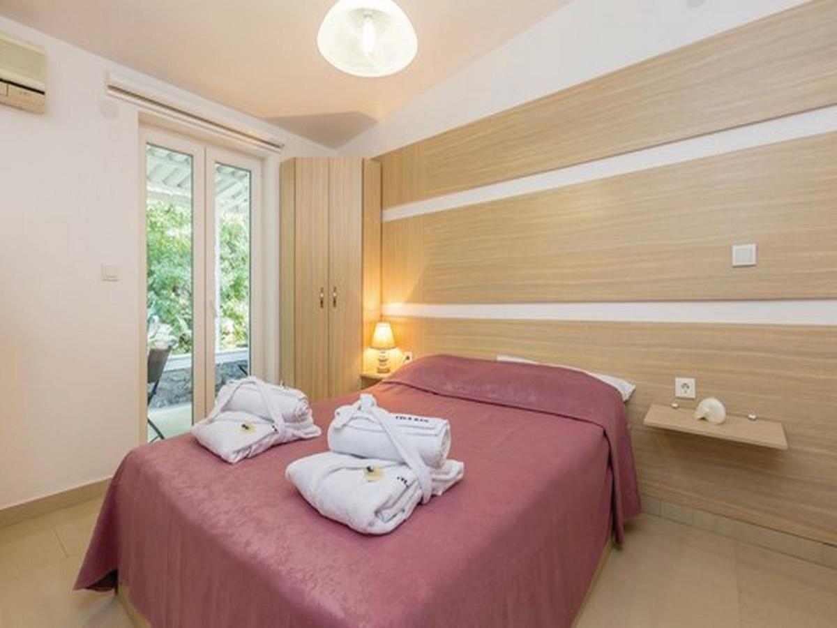 Apartments Villa Kim Ябланац Екстер'єр фото